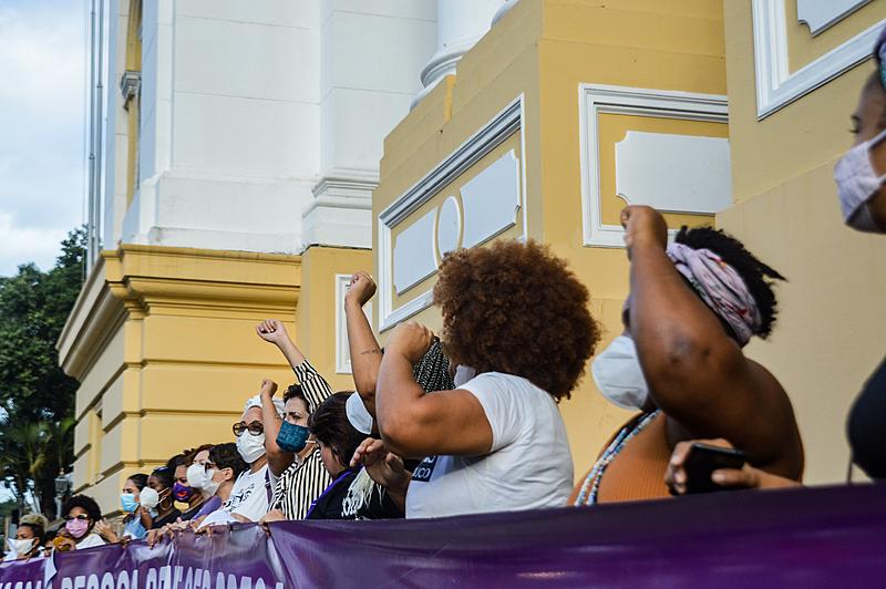 Manifestação pela Legalização e Discriminação do Aborto (Foto: Site Revista Brasil de Fato PE)